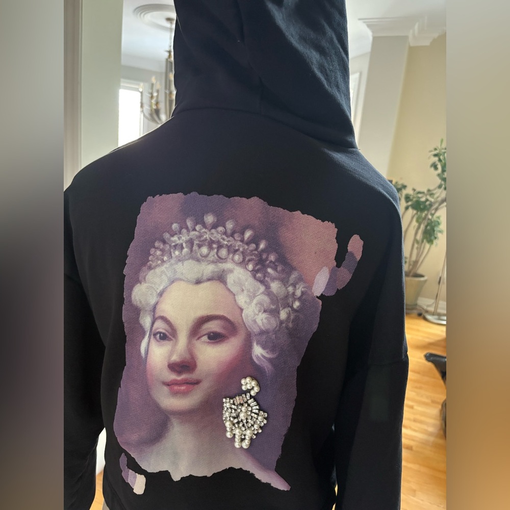 Zara Black Oversized Graphic Sweatshirt